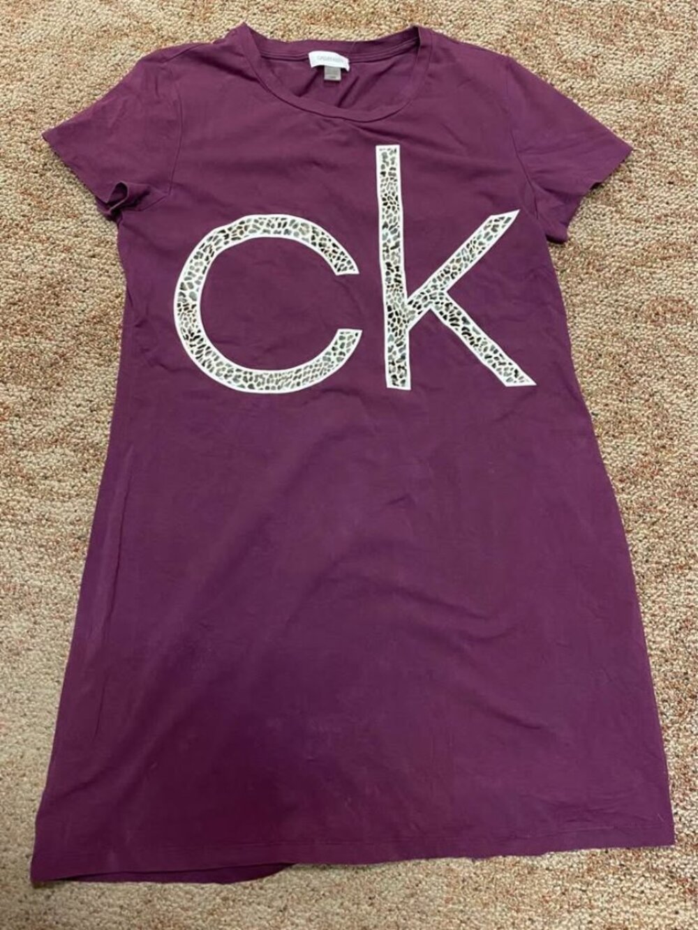 Calvin Klein Plum Pajama Sleep Top Cheetah Logo Graphic Tee Size Large